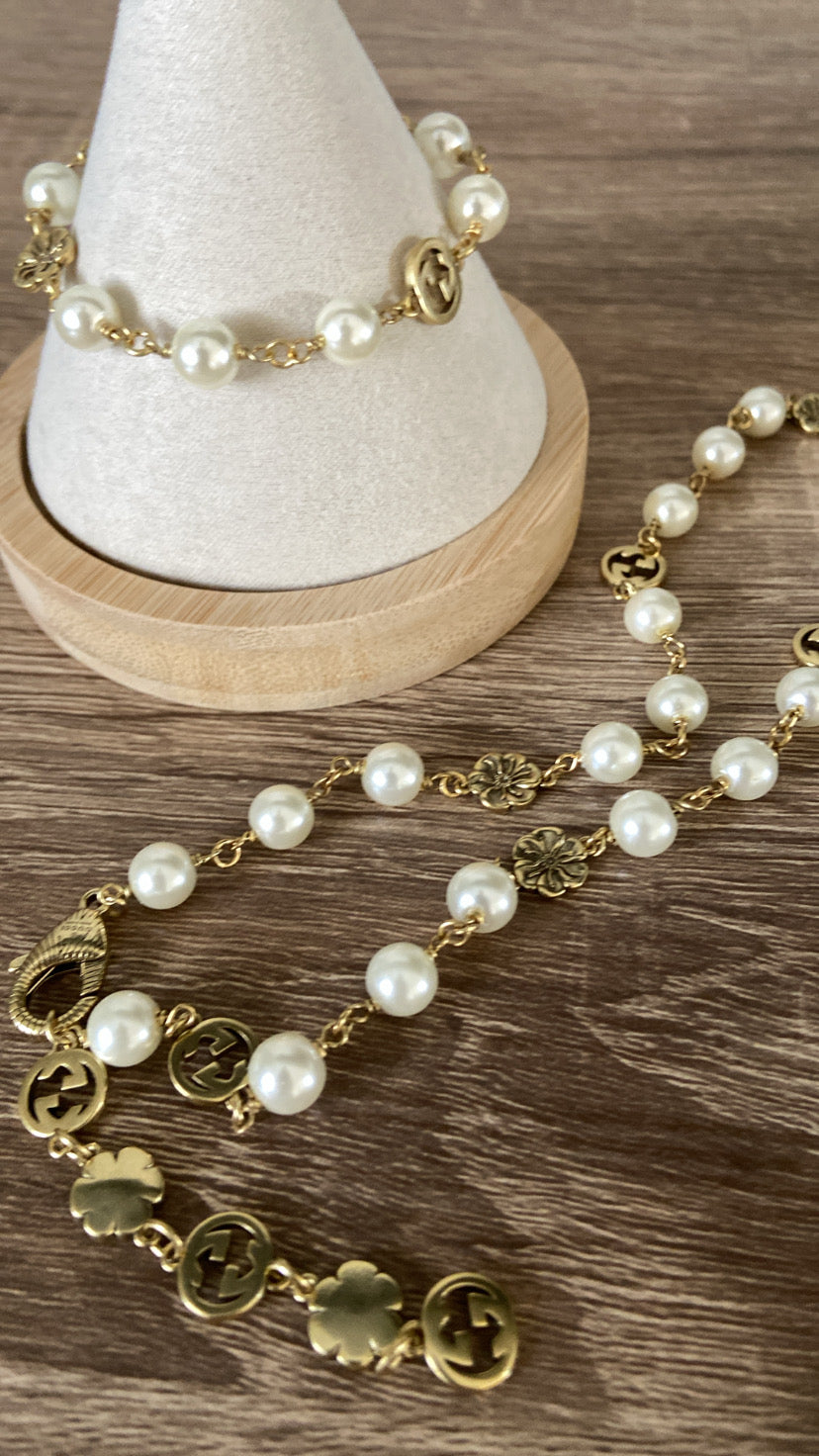 PEARLS SET