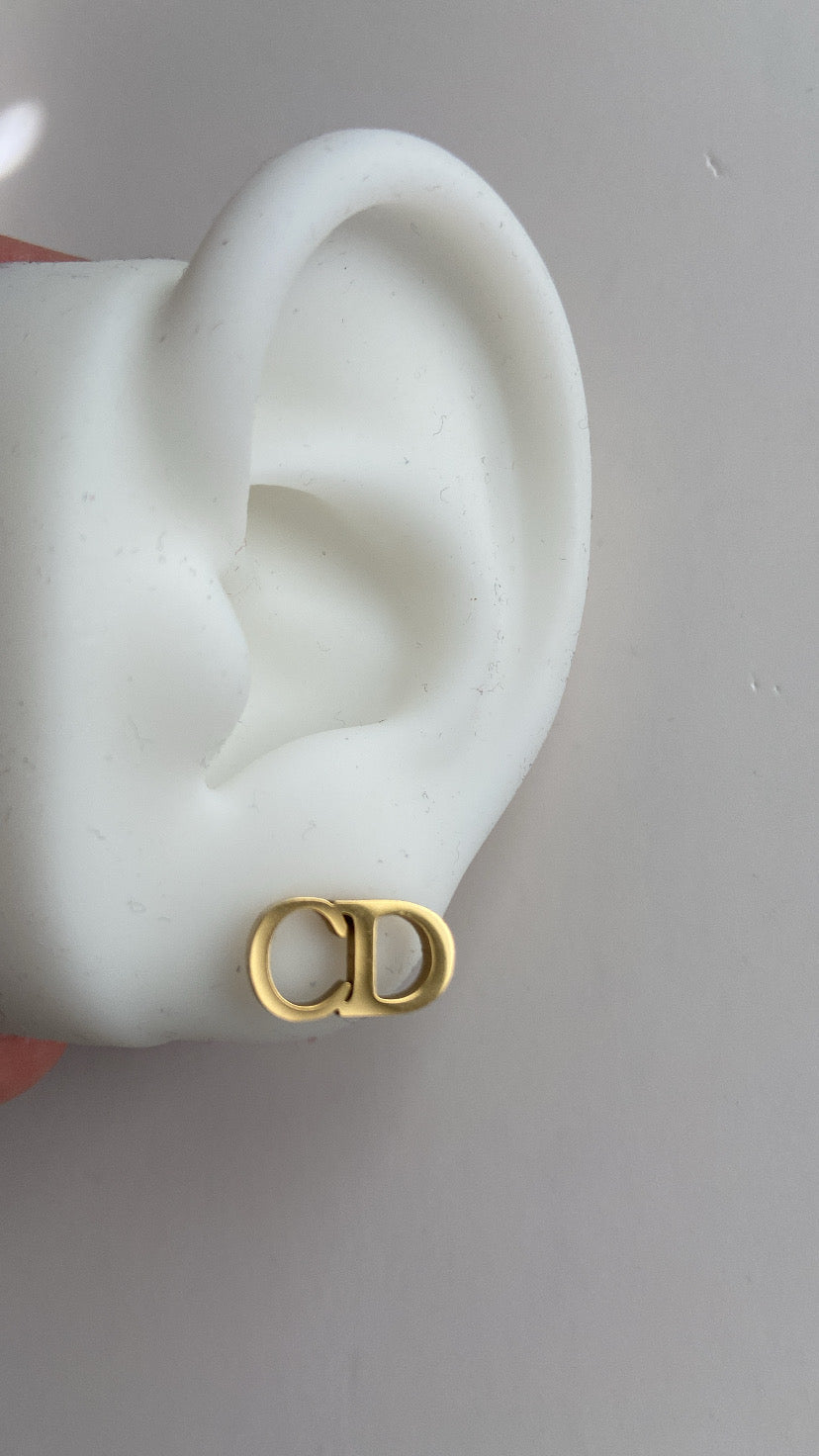 CD SMALL EARRINGS