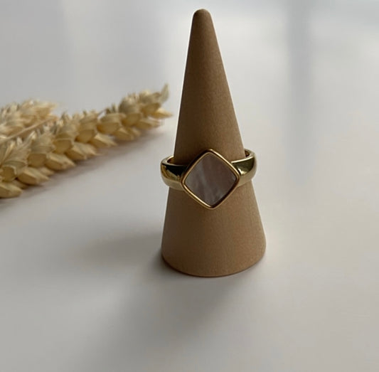 TORNAZOL RHOMBUS RING