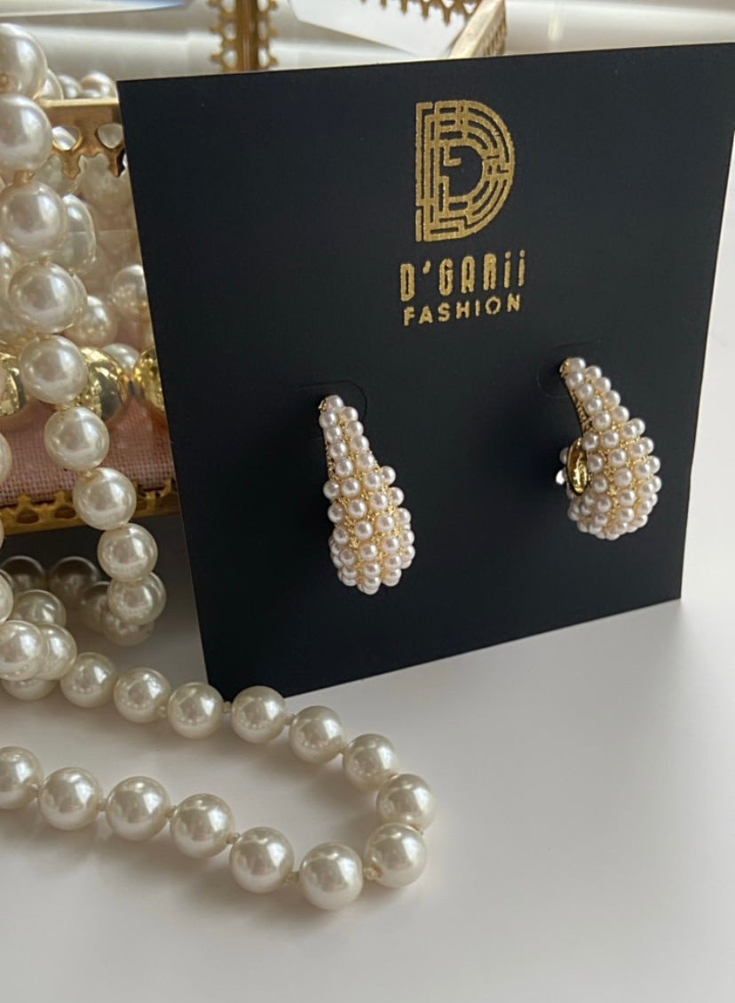 ALL PEARLS DROP EARRINGS