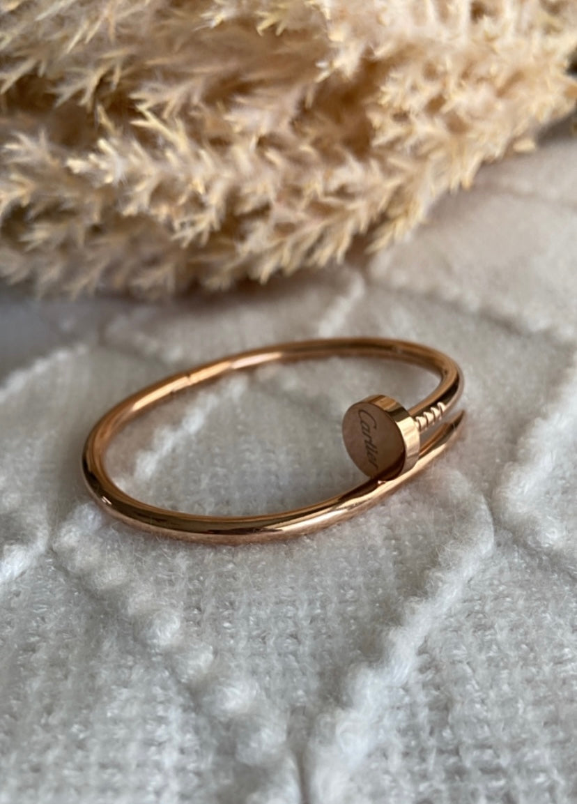 NAIL BANGLE