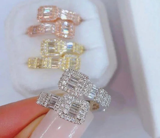 ICED SQUARE RING